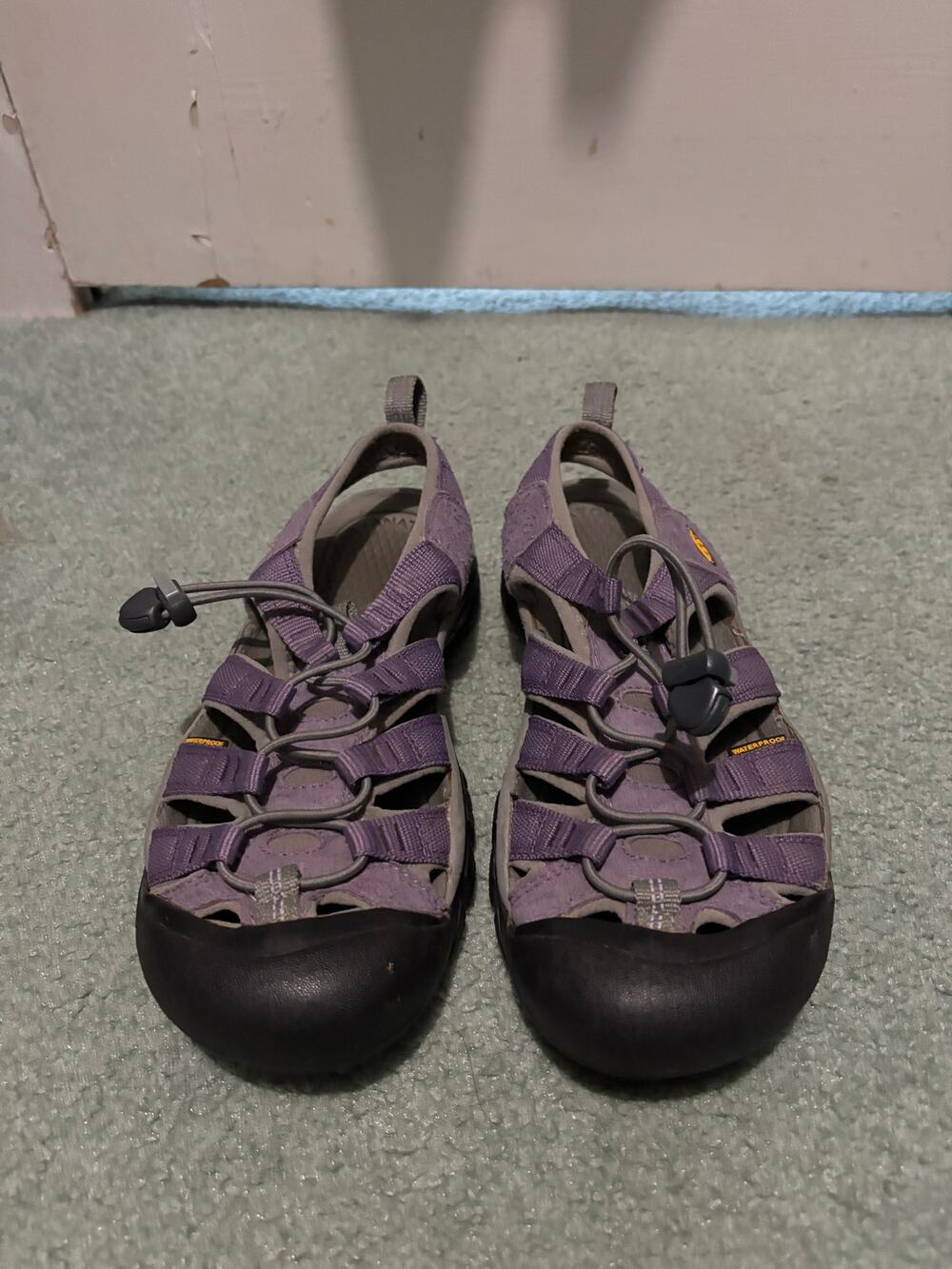 KEEN Women's Newport H2 - size 7